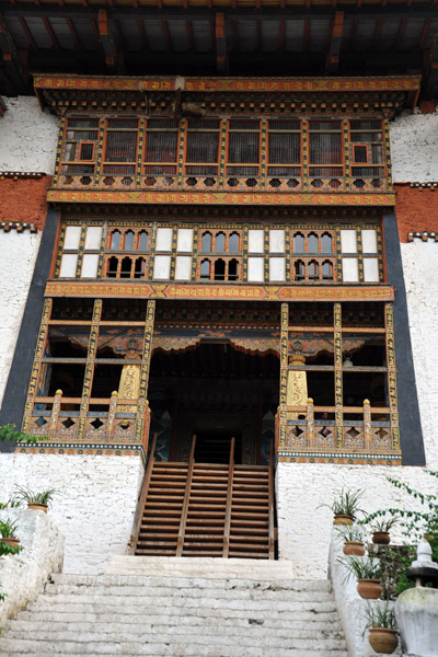 Entrance to Punakha Dzong with steel ladders