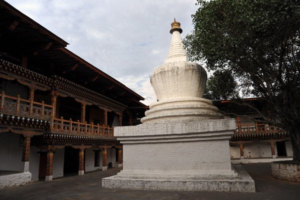White stupa in the northern courtyard, Punakha Dzong