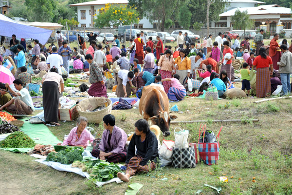 Market Day - Khuruthang