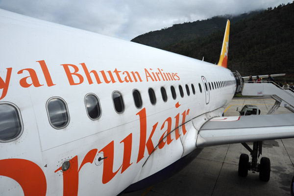 View of Drukair - Royal Bhutan Airlines - A319 from the front