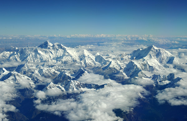 Nepal Himalaya from Everest (left) to Makalu (right)