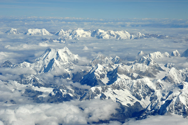 The Nepal Himalaya between Everest and Kathmandu