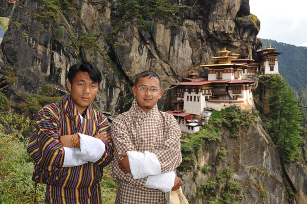 Our Bhutanese hosts - the driver, Jimi, and the guide, Tandin Dorji