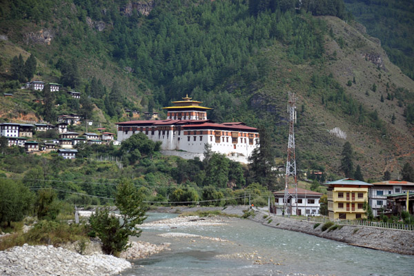 Paro Dzong from the bridge to the west of the town center
