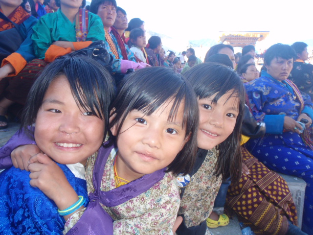 Young spectators at the Tsechu Festival