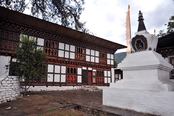 Guru Rinpoche himself visited Kyichu Lhakhang in the 8th C.