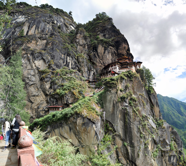 Panorama of the Tiger's Nest