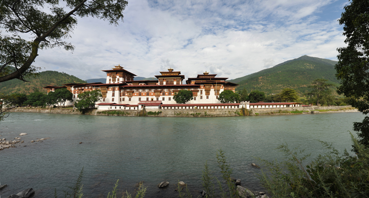 Punakha Dzong is 180m long and has three courtyards