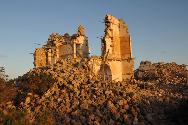 Piles of rubble surrounding an old Suakin ruin