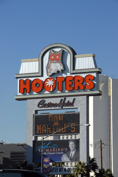 Hooter's Las Vegas