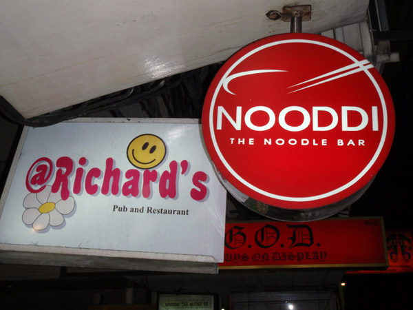 Nooddi & Richards, Silom Road