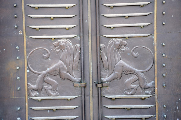 Lions on bronze doors to Bank Leumi Le-Israel B.M., Jaffa Street
