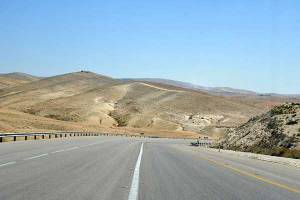 Along Route 31 through the Negev Desert towards the Dead Sea