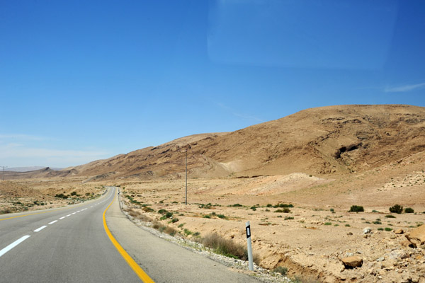 Route 258 41 km north of Dimona (still 211 km to Eilat)
