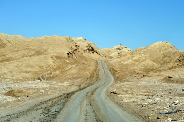 The track to Mt. Sodom and Wadi Perazim