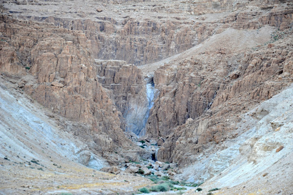 Dry waterfall, Wadi Temarim