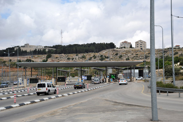 Israeli checkpoint on Highway 60 south of Jerusalem