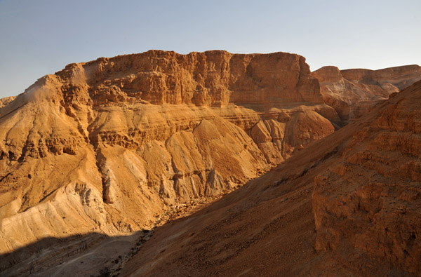 The cliffs of the mountain to the south of Masada from the cable car, late afternoon