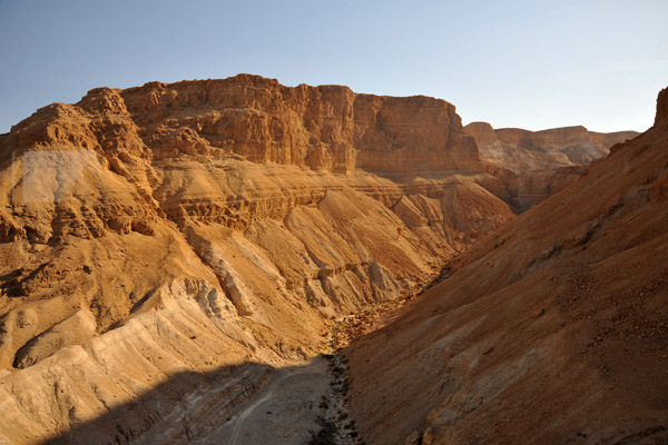 The cliffs of the mountain to the south of Masada from the cable car, late afternoon