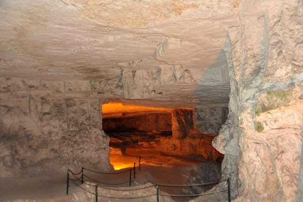 Zekediah's Cave with flash, Jerusalem