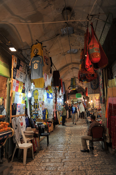 T-shirt shop in the Old City