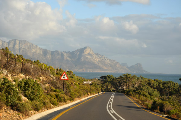 The R44 between Gordon's Bay and Hermanus is one of South Africa's most stunning coastal drives