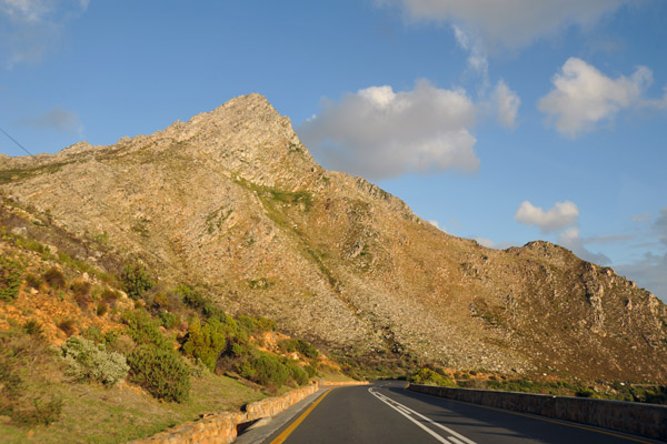 Scenic R44 between Gordon's Bay and Hermanus - Faure Marine Drive