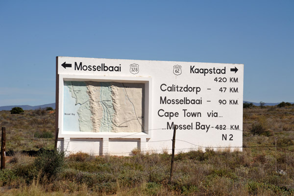 Oudtshoorn - Cape Town 420km via R62 or 482 km via Mosselbaai and the N2