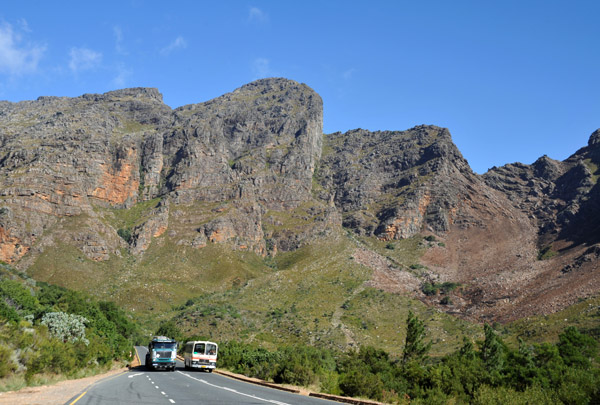 Truck passing a bus climbing Du Toitskloof Pass