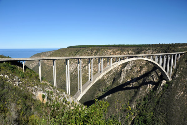 Bloukrans Bridge - site of one of the world's highest commercial bungee jump