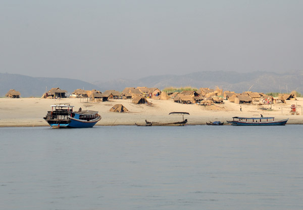 Temporary huts set up along the west bank of the Irrawaddy across from Mandalay