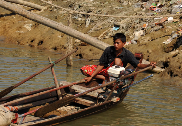 Young boatman, Mandalay