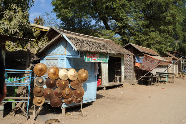 Main Street Mingun