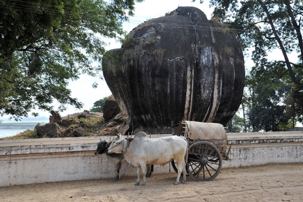 Bullock cart, Mingun