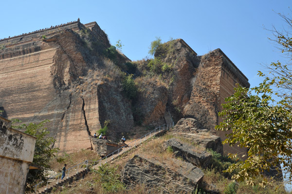 Ruins of Mingun Paya