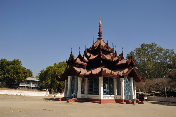 Pavilion of the Mingun Bell