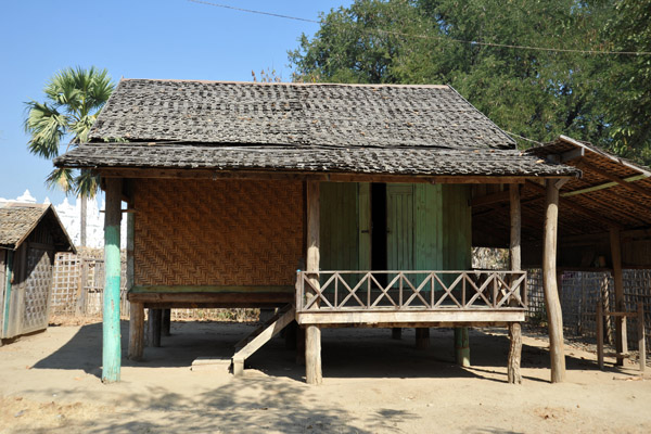 Small stilt house, Mingun