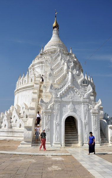 The stupa of Hsinbyume Paya
