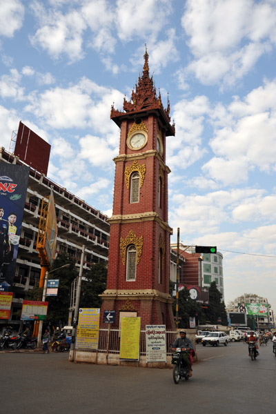 Mandalay Clock Tower, Bayintnaung Road