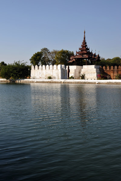 Mandalay Palace was seized by the British in 1885