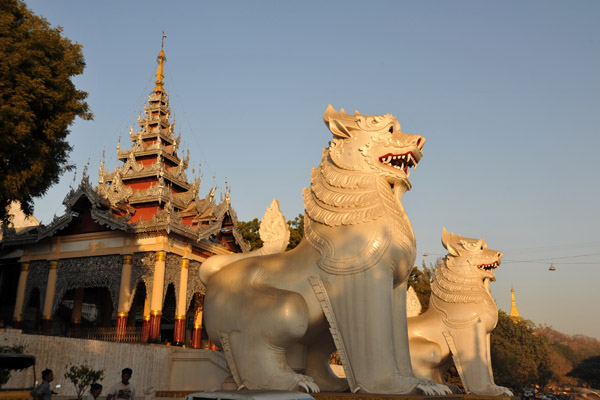 Chinthes lions guarding the southern entrance to Mandalay Hill