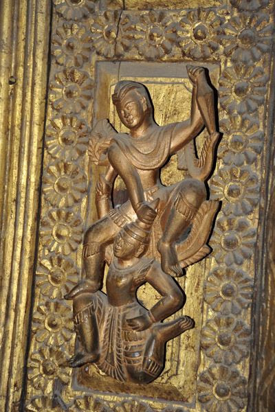 Detail of the door carvings, Golden Palace Monastery