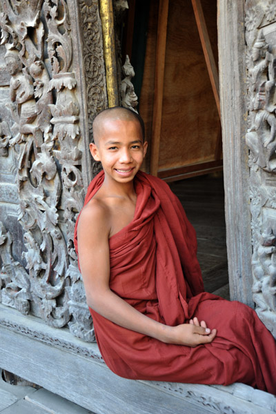 Burmese monk at Shwenanday Kyaung, Mandalay