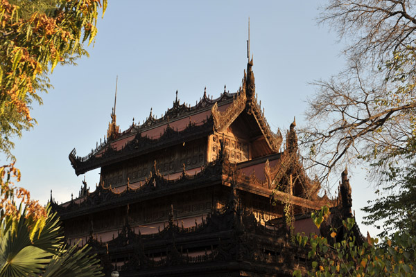 Shwenanday Kyaung - Golden Palace Monastery