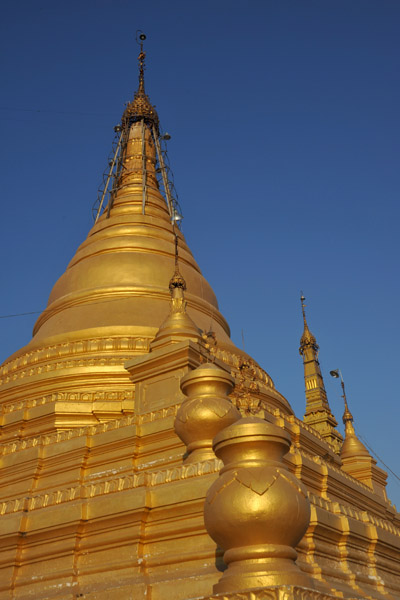Zedi, Sandamani Paya, Mandalay