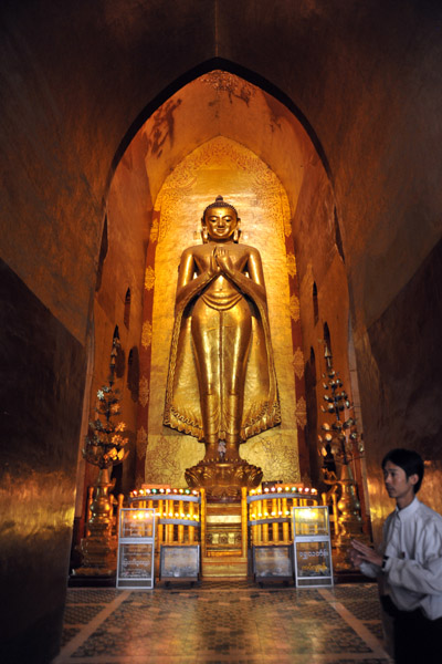 South chapel of Ananda Phaya - Kassapa