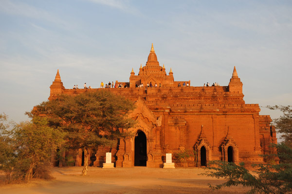 Pyathada Paya at sunset, Bagan