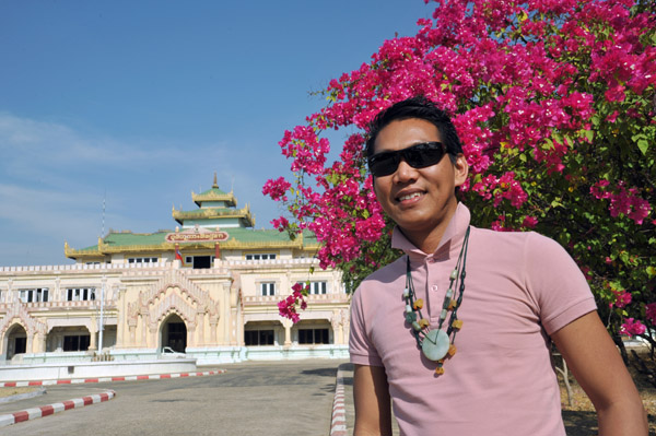 Dennis at Bagan Railway Station
