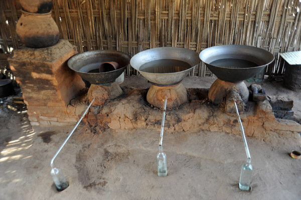 Distillery for Burmese palm liquor