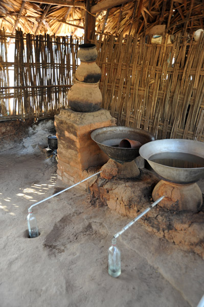 Distillery for Burmese palm liquor